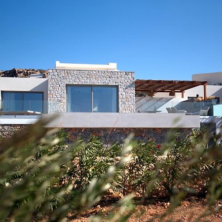 Aros Luxury Villas Lakki  エクステリア 写真