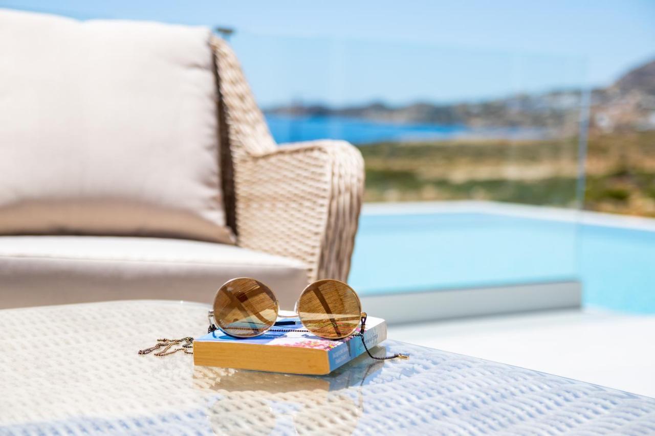 Aros Luxury Villas Lakki  エクステリア 写真