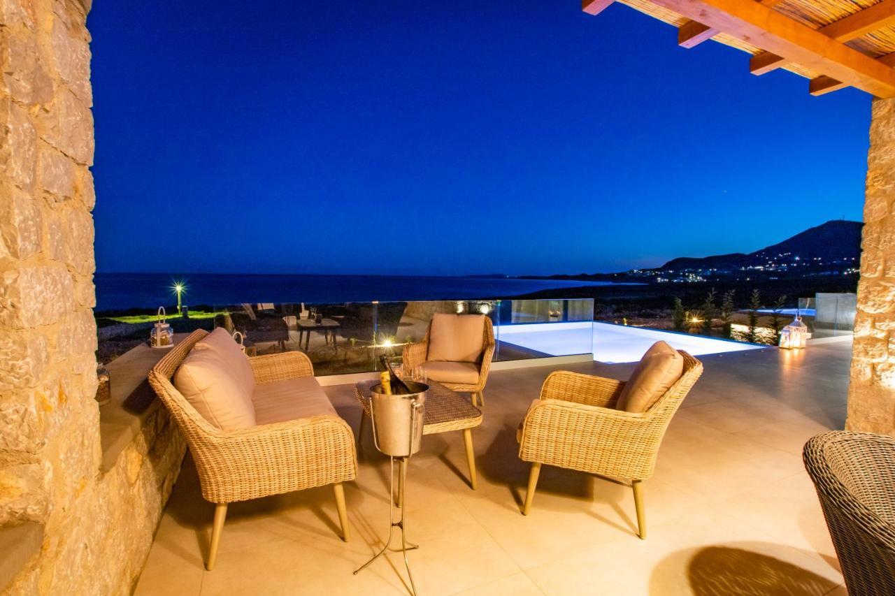 Aros Luxury Villas Lakki  エクステリア 写真