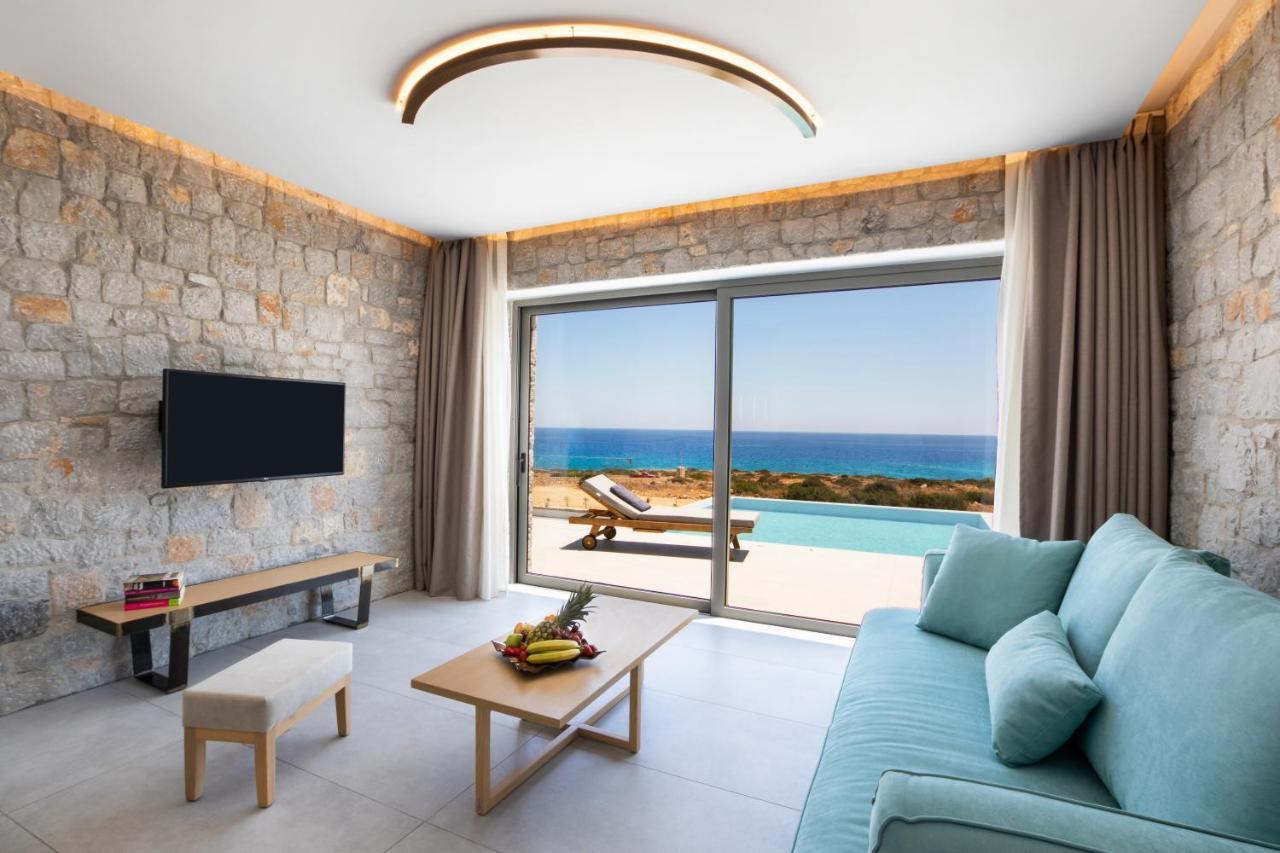 Aros Luxury Villas Lakki  エクステリア 写真
