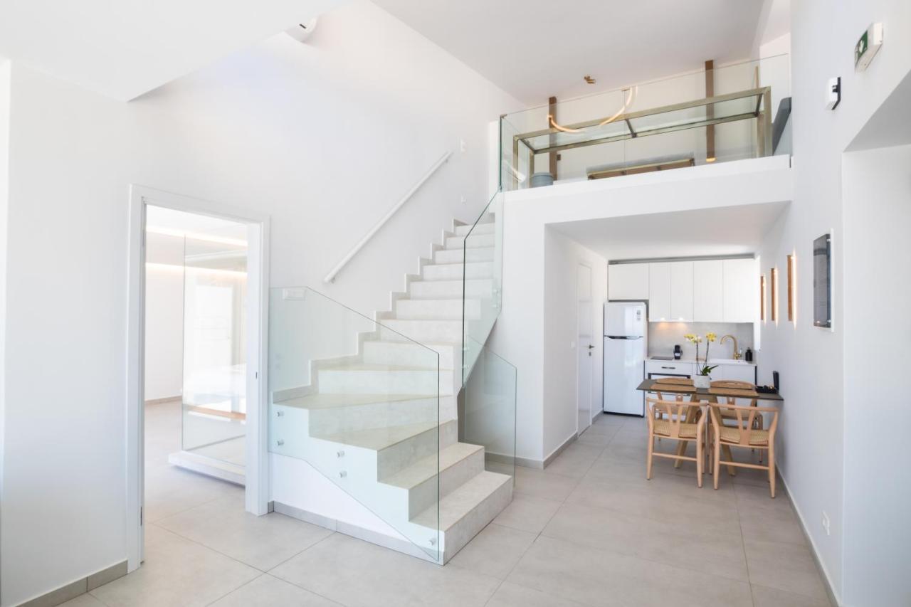 Aros Luxury Villas Lakki  エクステリア 写真