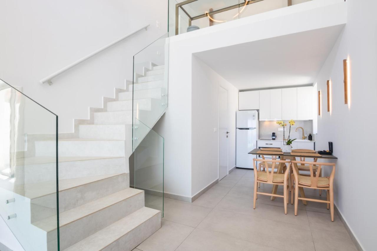 Aros Luxury Villas Lakki  エクステリア 写真